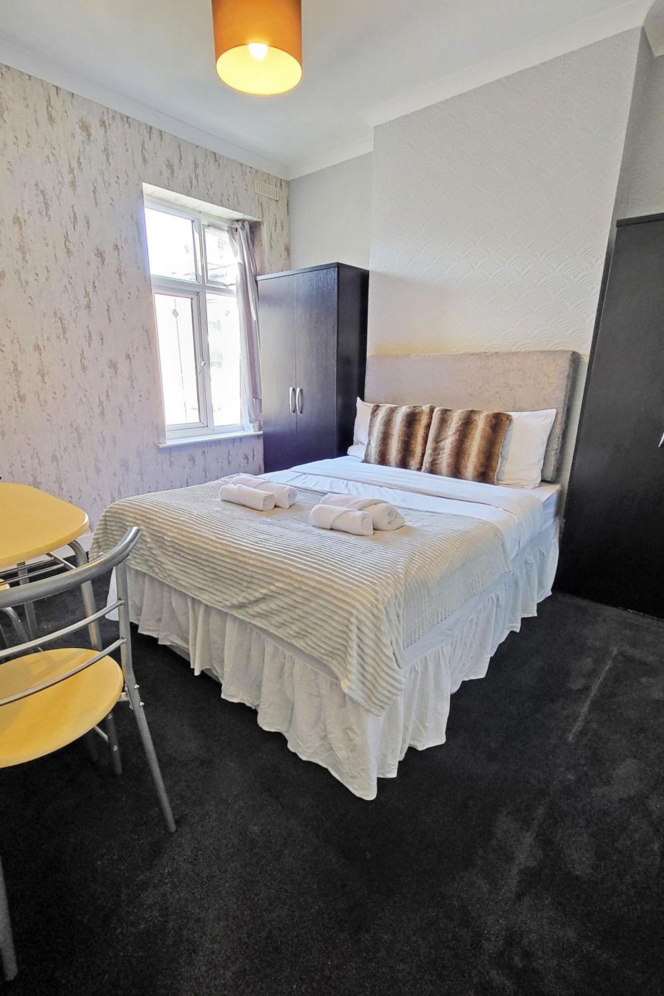 Spacious Room London Exterior photo
