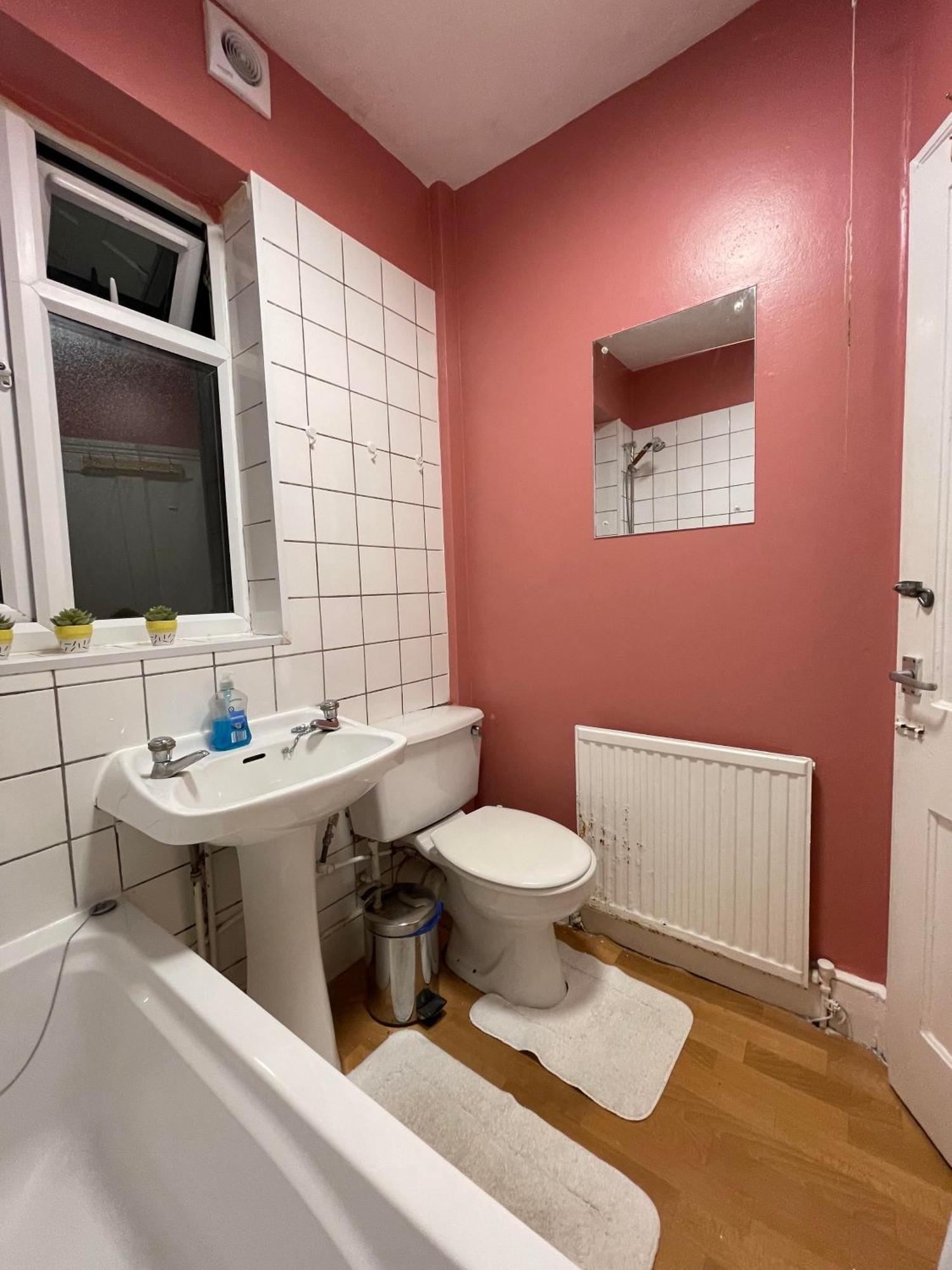 Spacious Room London Exterior photo